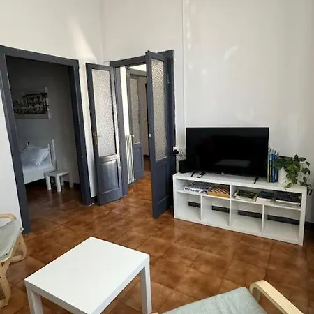 Vicino Al Centro Di Όπως